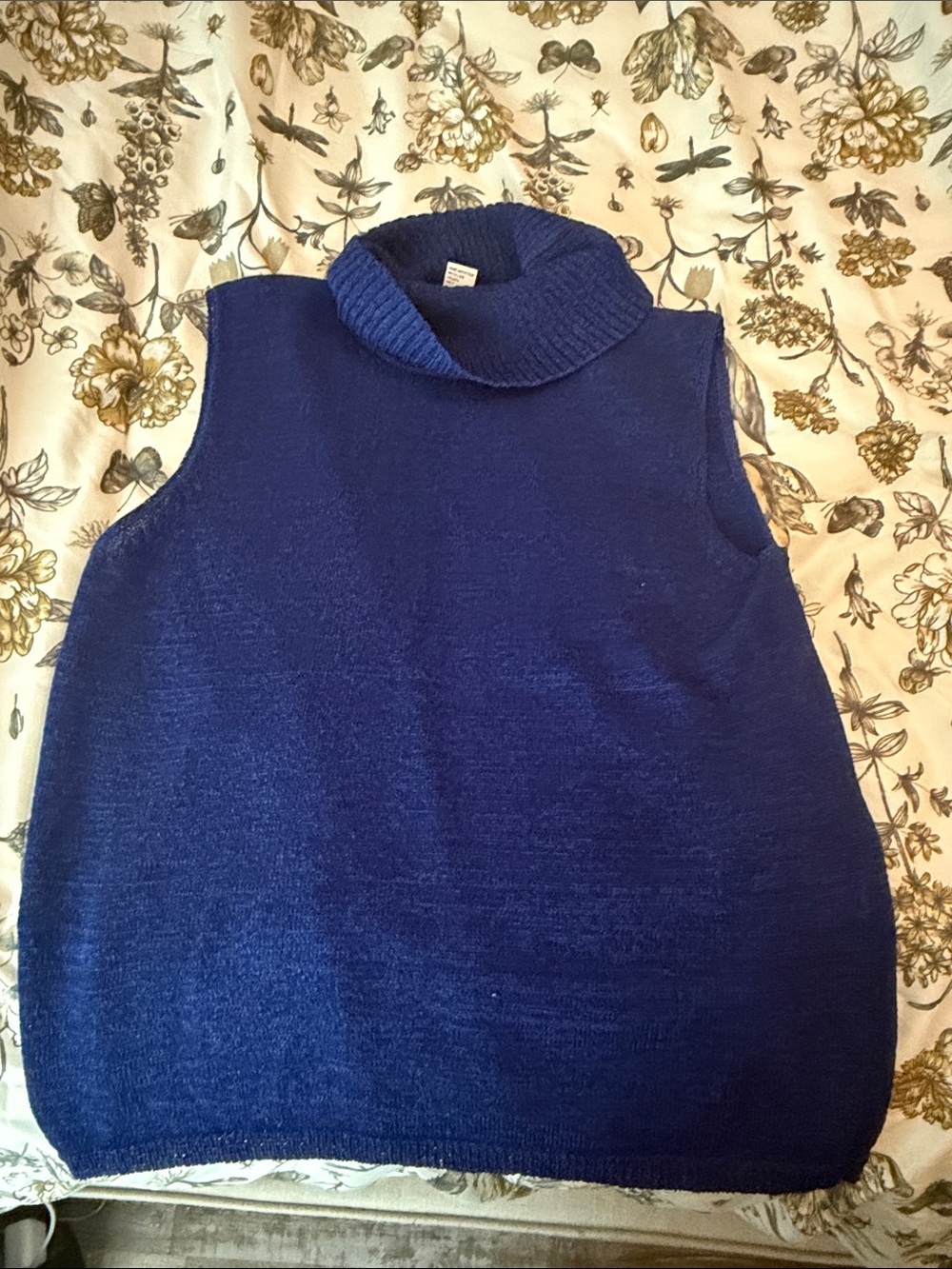 Josephine Chaus Sleeveless Turtleneck Sweater -‎ Royal Blue